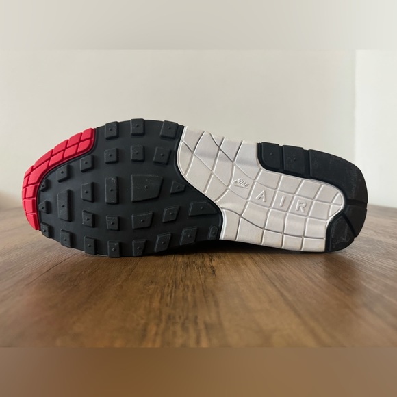 Nike Air Max 1 Anniversary - Picture 3 of 11